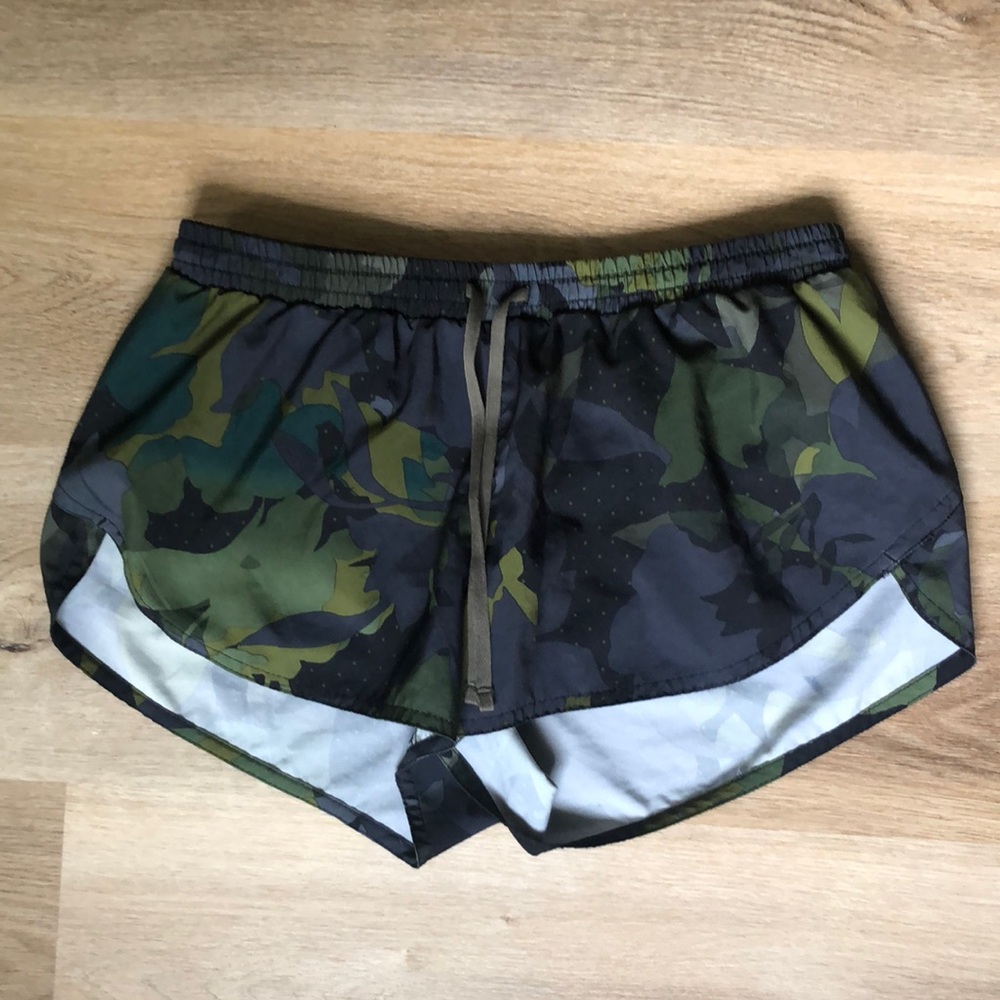 Old Navy Active running shorts